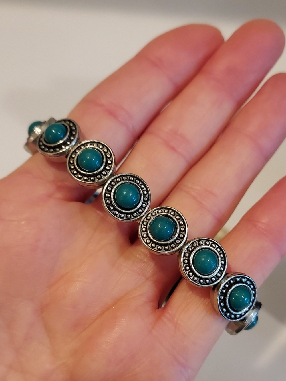 6 Piece Collection Of NEW Paparazzi Jewelry - Picture 11 of 13